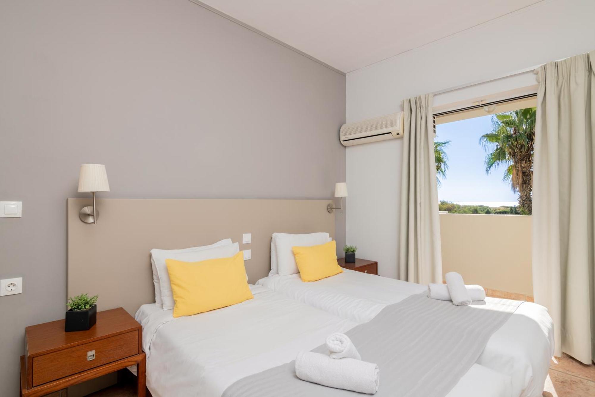 Cavo D'oro Hotel *