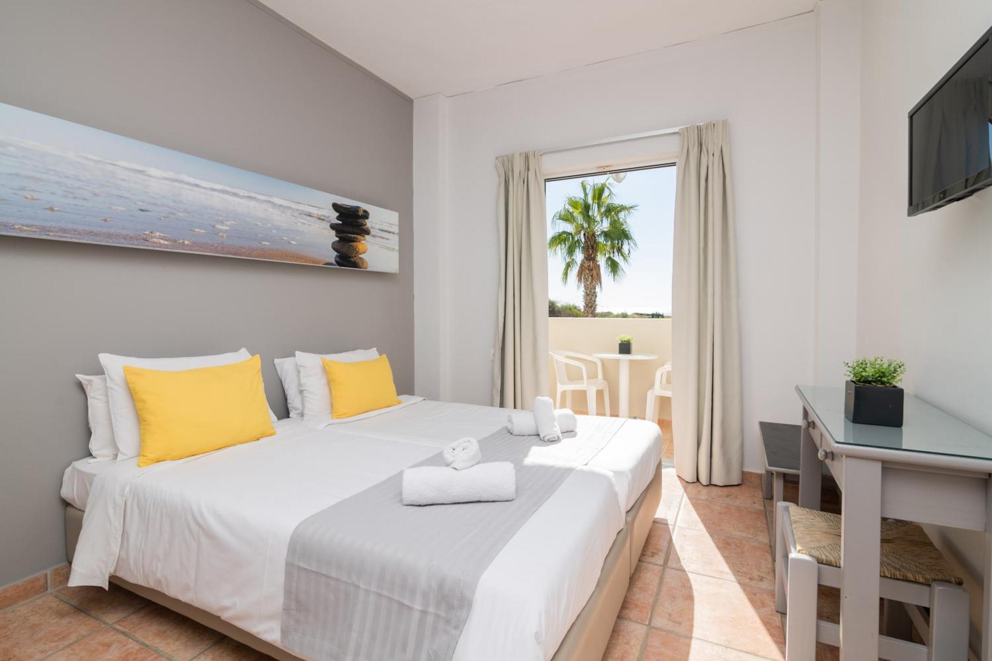 Cavo D'oro Hotel *
